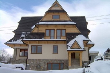 Polonia Privát Kościelisko, Exteriorul